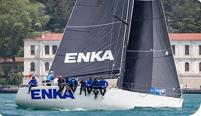 ENKA Yelken Takımı teknesi Boğaz'da